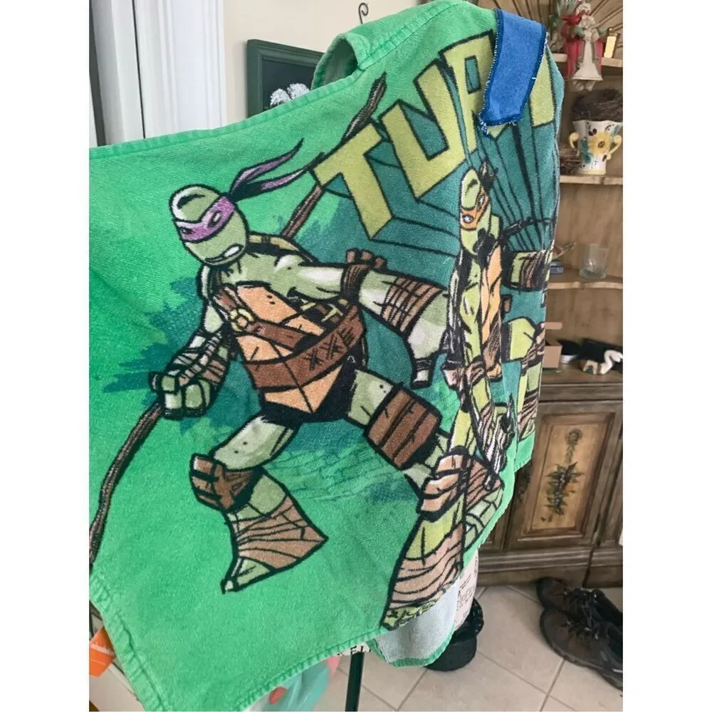 Nickelodeon Teenage Mutant Ninja Turtles Hooded Cape Bath Towel LEONARDO